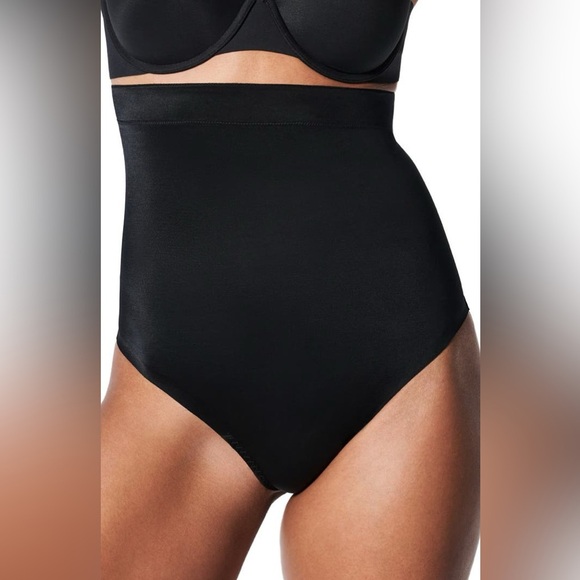NEW Spanx Suit your fancy high waist thong - Picture 1 of 6
